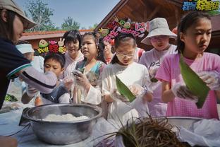 马龙：湖人是一支优秀的球队 下半场戈登对浓眉的防守非常好